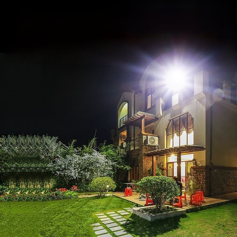 95000000LM 8000W luz Solar LED - Outdoor Power Outlet Weatherproof reseña y precio